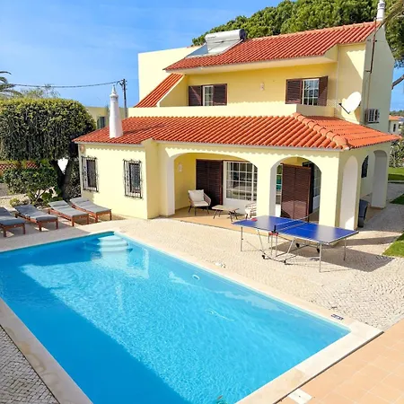 Angelica - Cozy Villa Albufeira